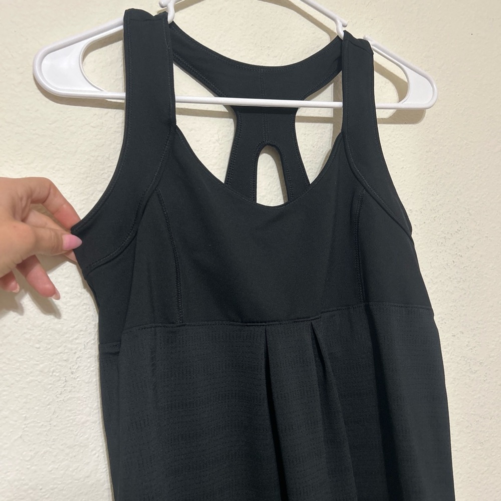 Old Navy Active Loose Fit Black Racerback Tank Top with Built-in Bra - Picture 3 of 7